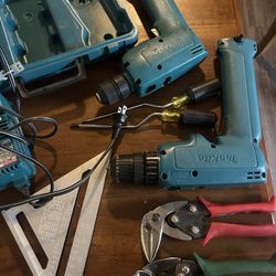 Power Drills And Extra 