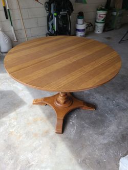 Small Round Dinner Table