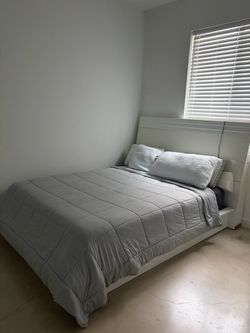 Queen Size Bed Frame and Mattress