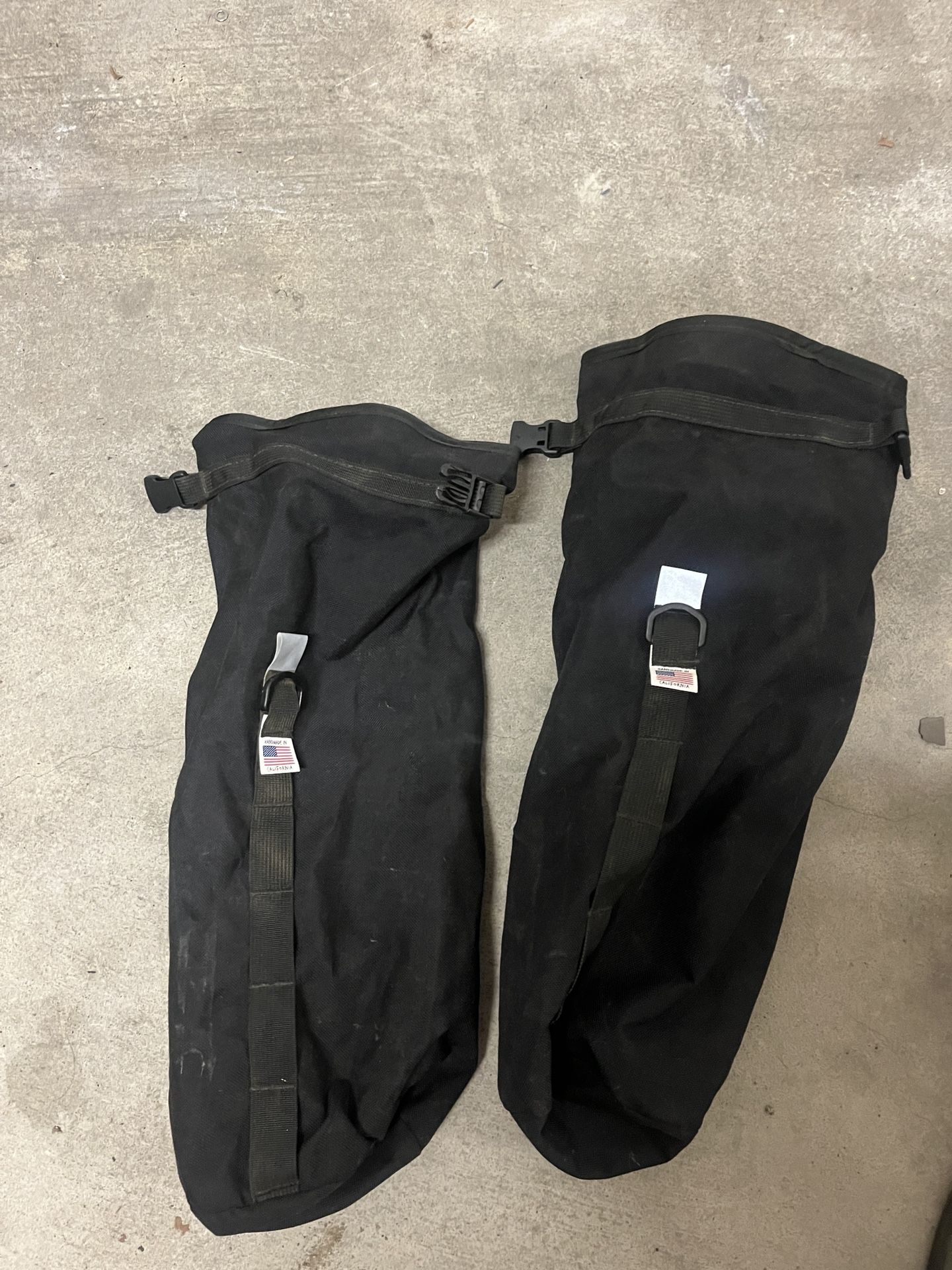 Road Runner Buoy Bags