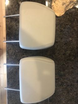 Chevy Tahoe/ GMC Yukon 2nd Row Headrests 2007-2014