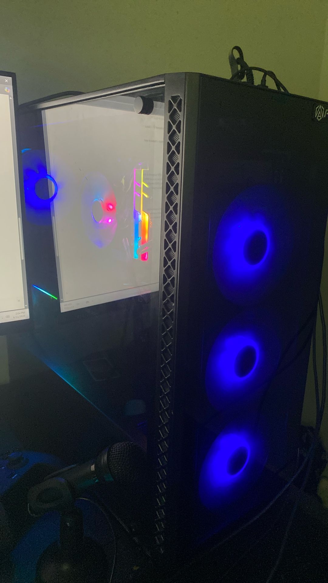 500 Best Deal Even Has An 4060 Gpu
