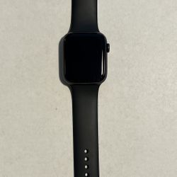 Apple Watch 44mm Black W/ charger