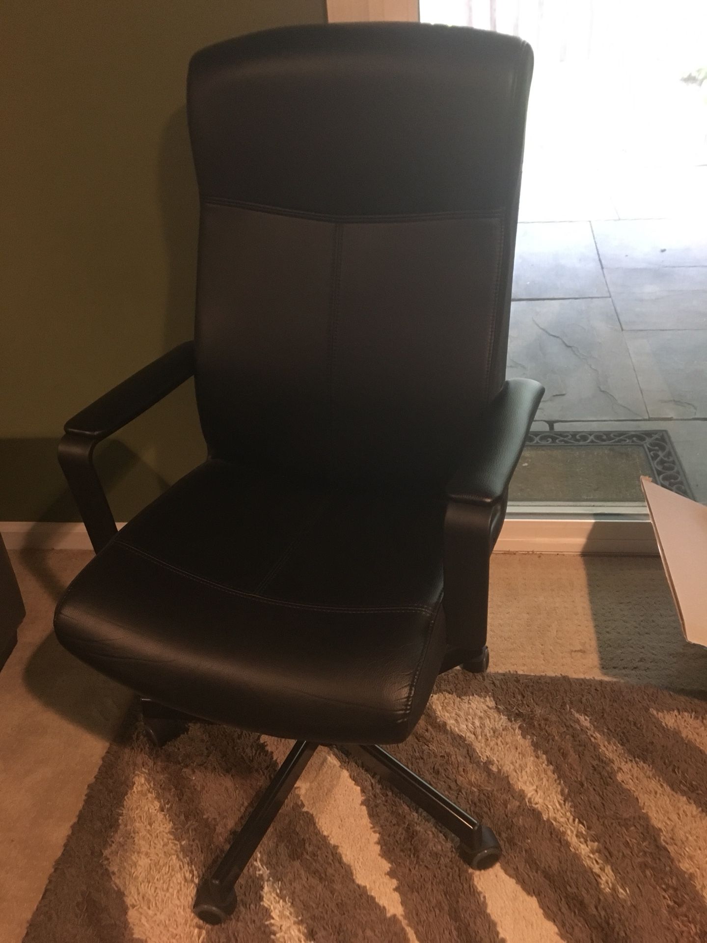 Black Desk’s chair