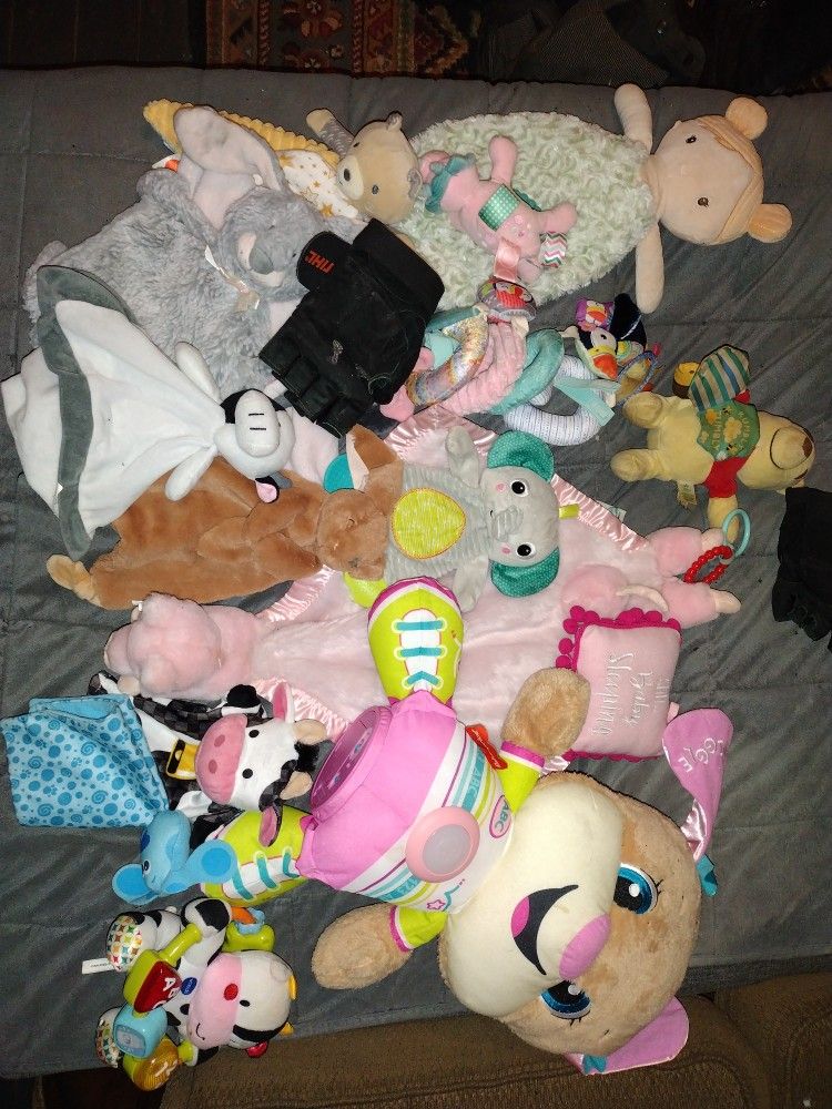 Hugh Lot Of Baby Toddler Toys With Tub And Shower Spray