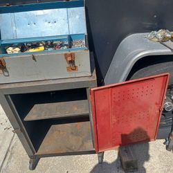 2pc Top And Bottom Good Condition 