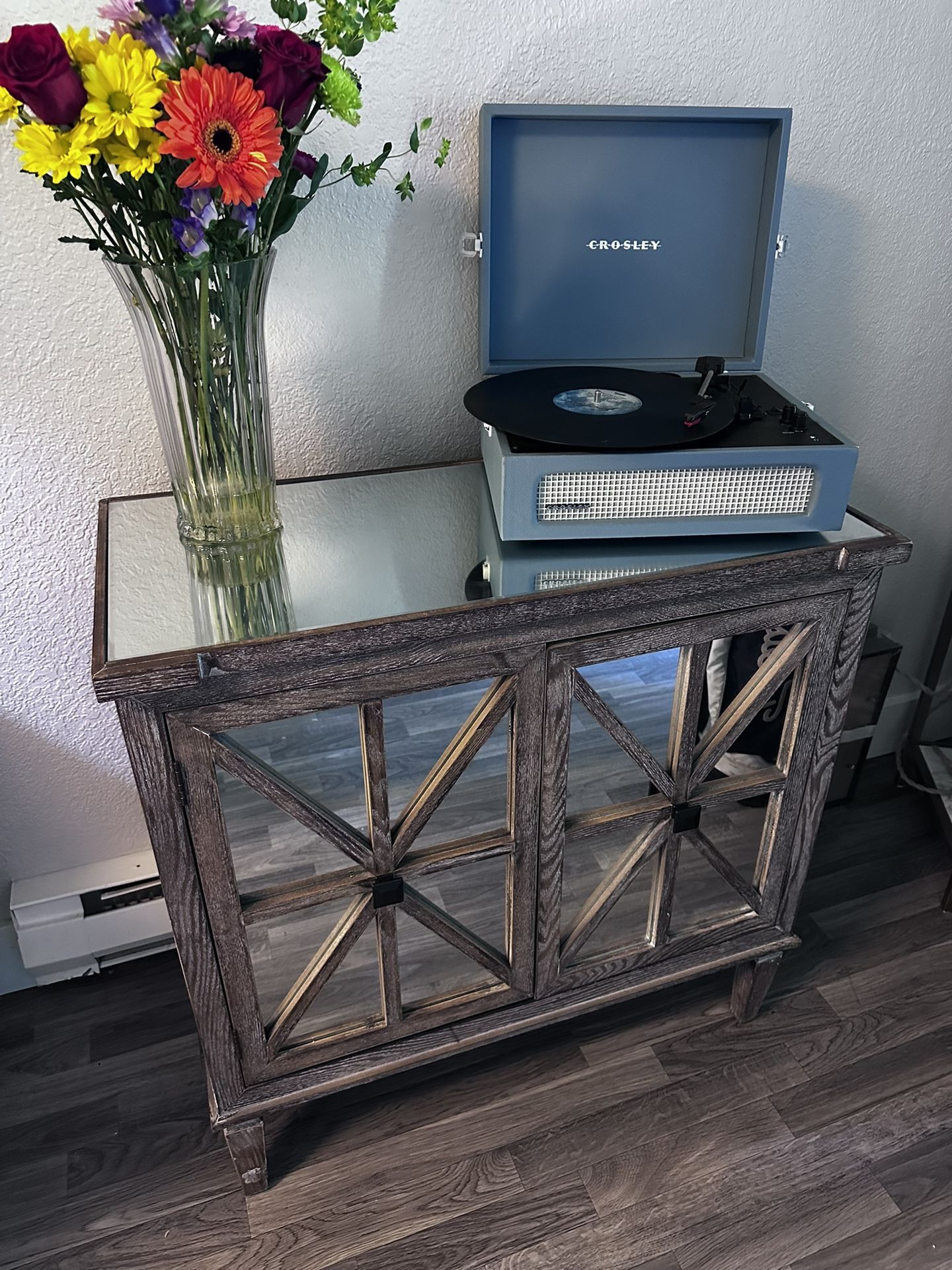Mirrored Cabinet