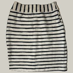 JOA Lines of Duty Cream Striped Pencil Skirt. 100% Cotton. Size M