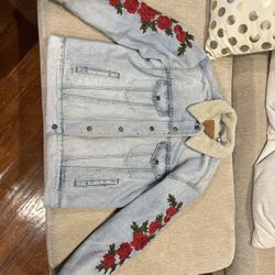 Levi Sherpa Jean Jacket Size Large Women’s 