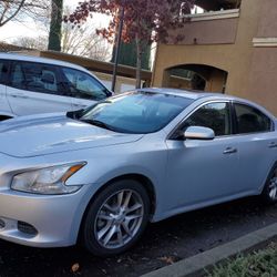 2013 Nissan Maxima