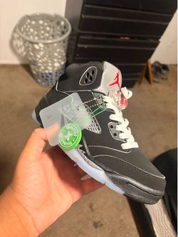Jordan metallic 5s