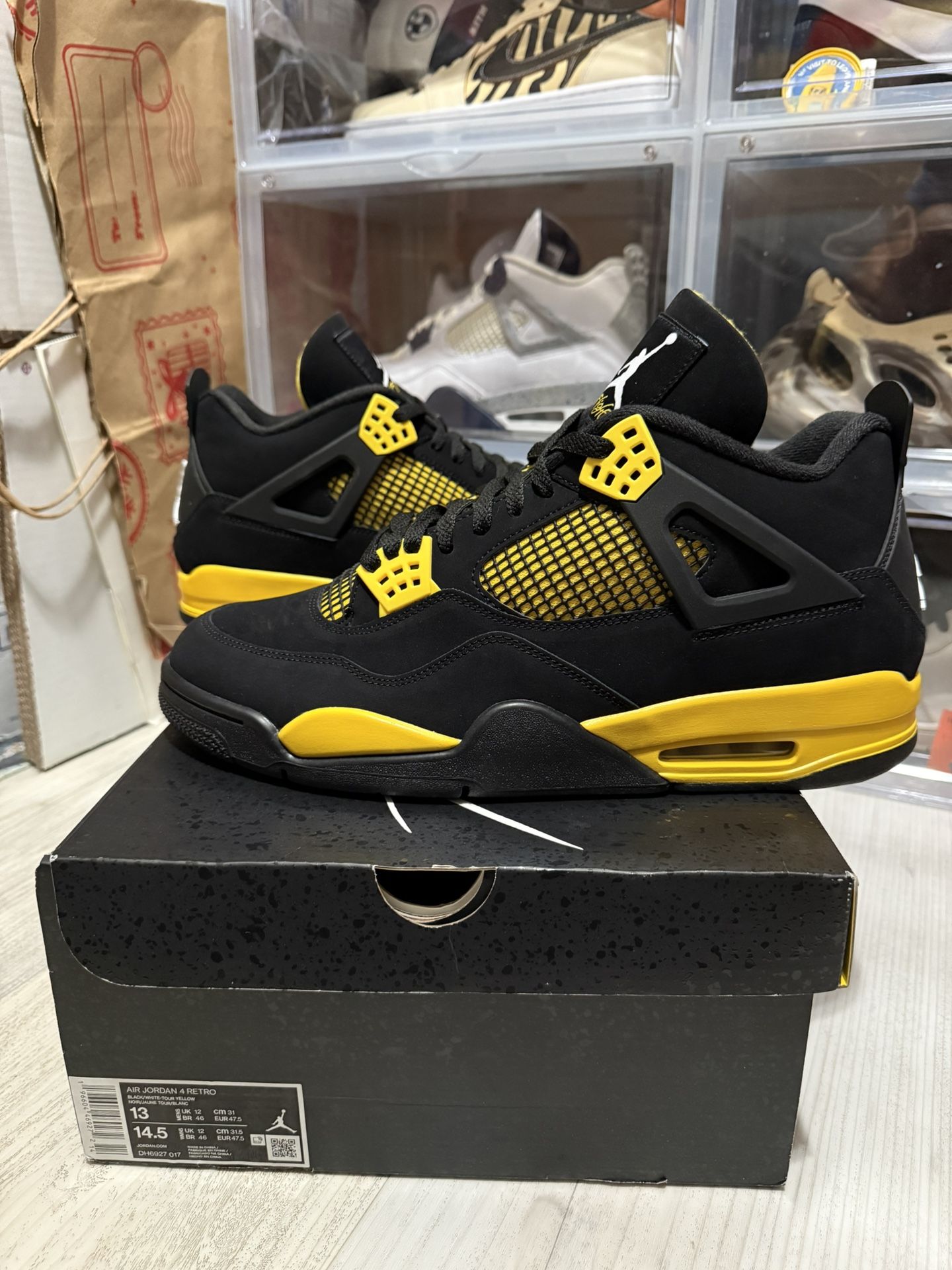 Air Jordan 4 Retro Yellow Thunder