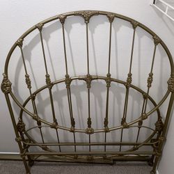 19 Century Victorian Iron Bed 