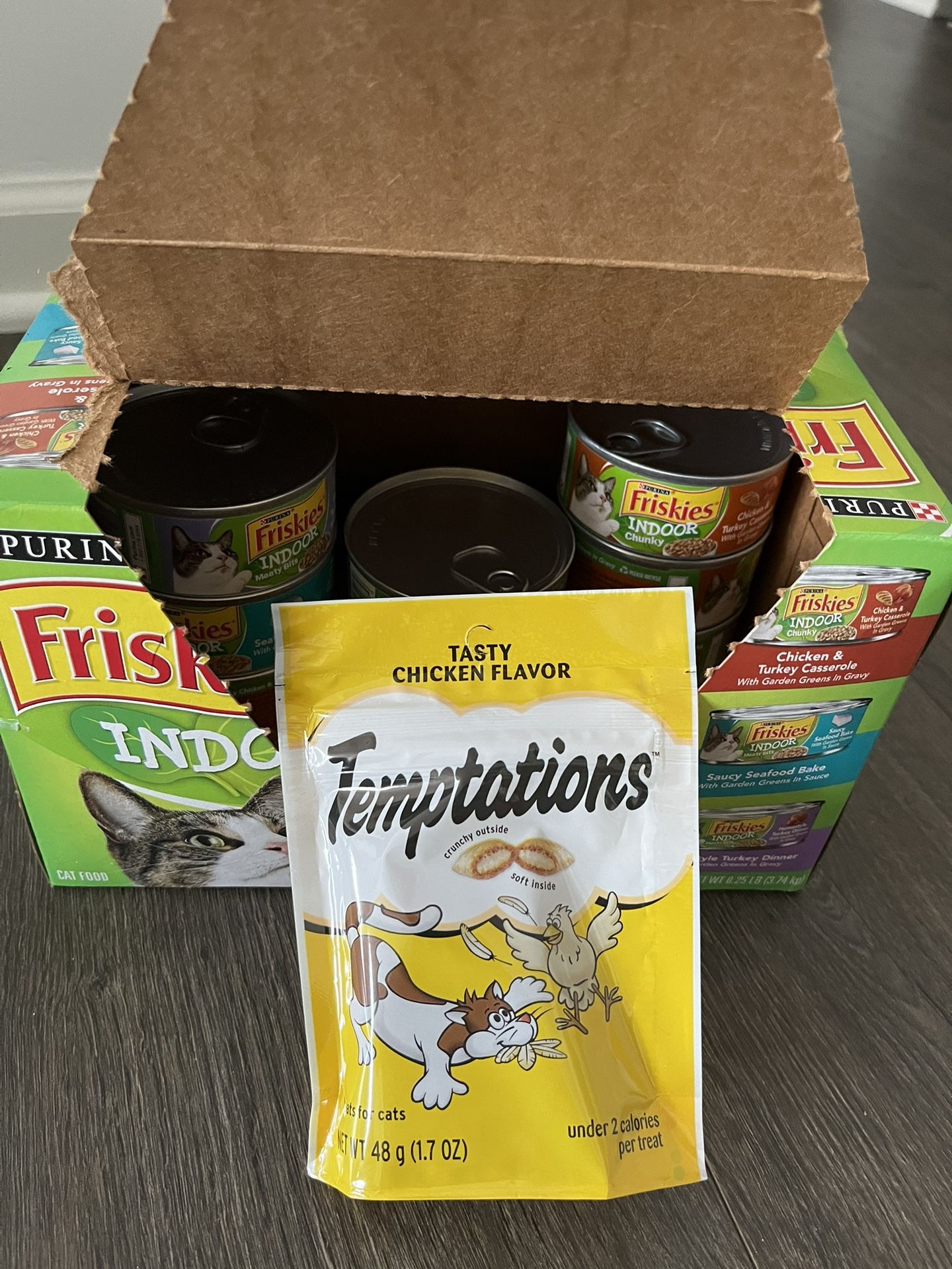 Friskies Wet Cat Good & Temptations treats
