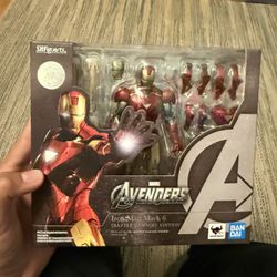 Sh-figuarts Mark 6 Battle Damaged Iron Man  UP FOR TRADES 