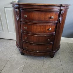 Dresser/ Comoda