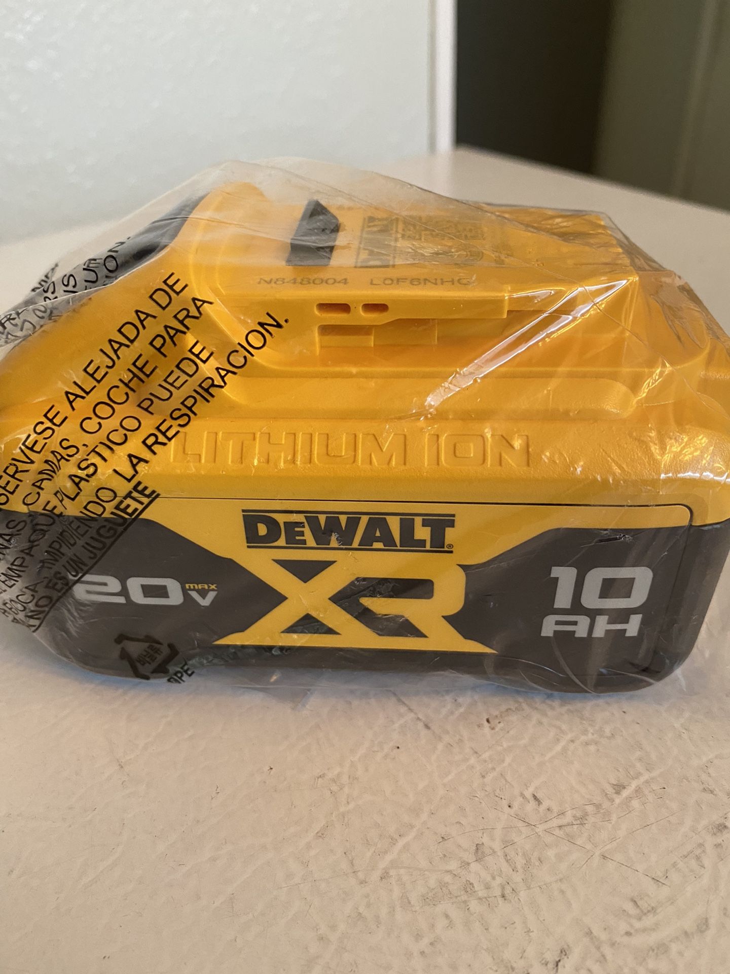 DeWalt 20V Max XR 10aH Battery  Brand New 