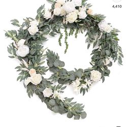 Ling’s Moments 9ft Garland White