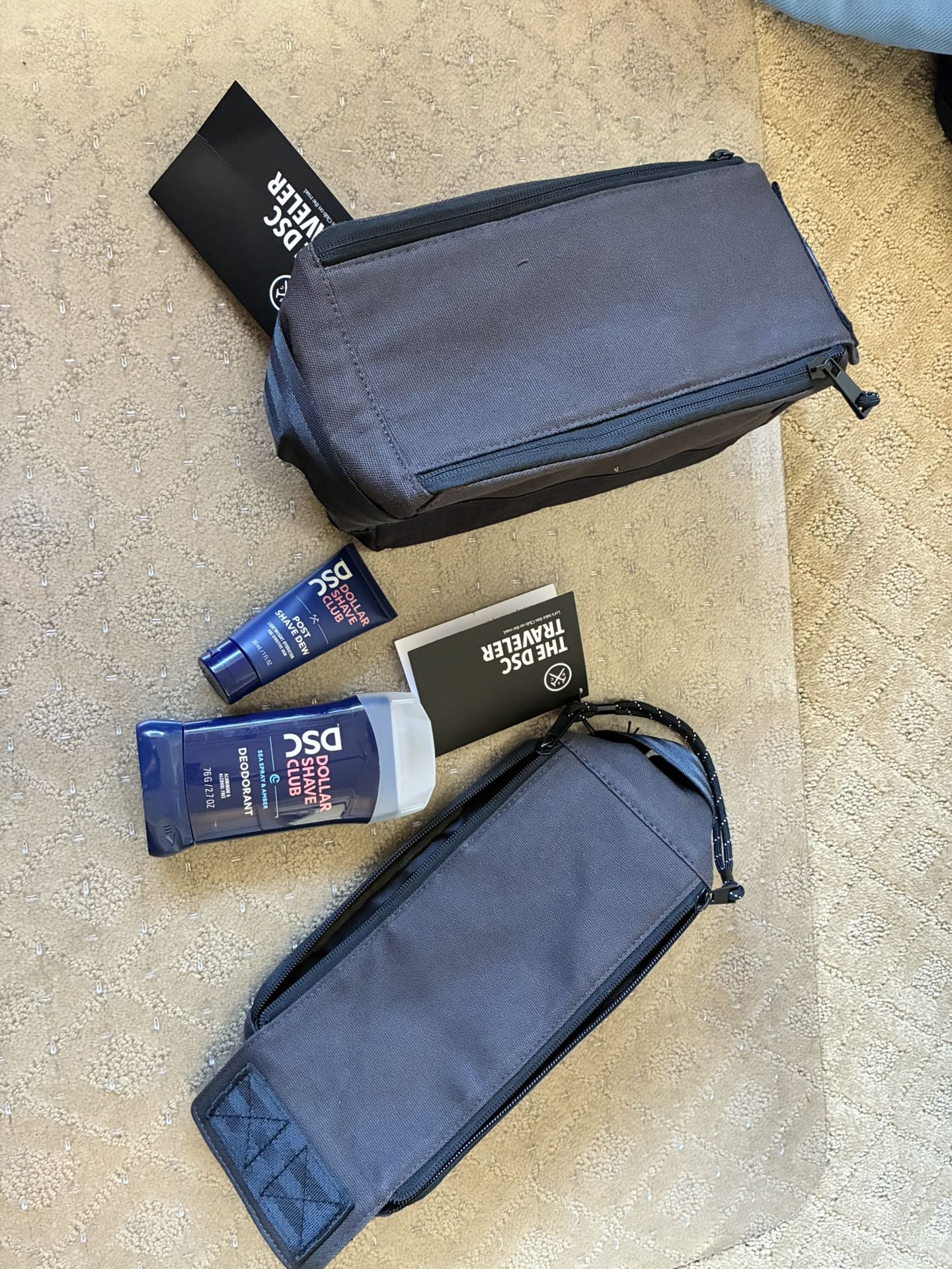 Dollar Shave Club DSC Traveler Shave Kit With Accessories