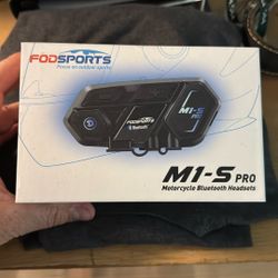 M1-S Pro Motorcycle Bluetooth Headset