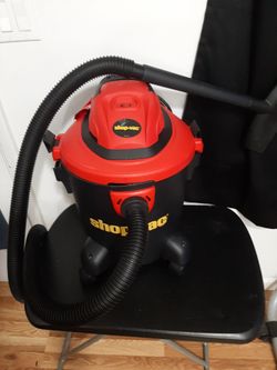Shop Vac 5 gallon 2hp vacuum cleaner