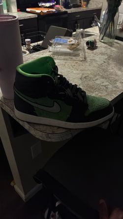 Zoom Zen Green Jordan 1