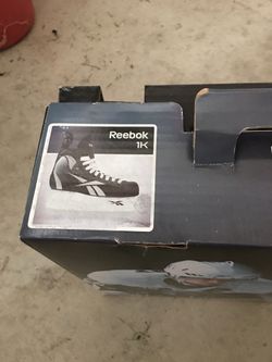 Boys ice skates