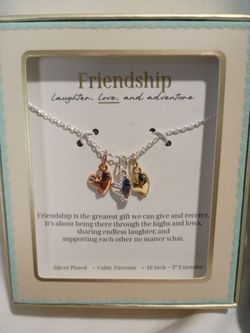 3 heart necklace NEW