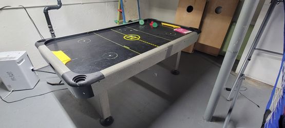 Air Hockey