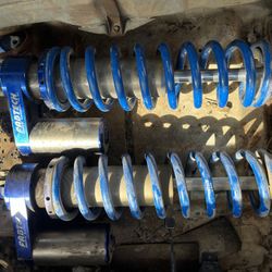 4.0 Fabtech Dirt Logic Coilover 