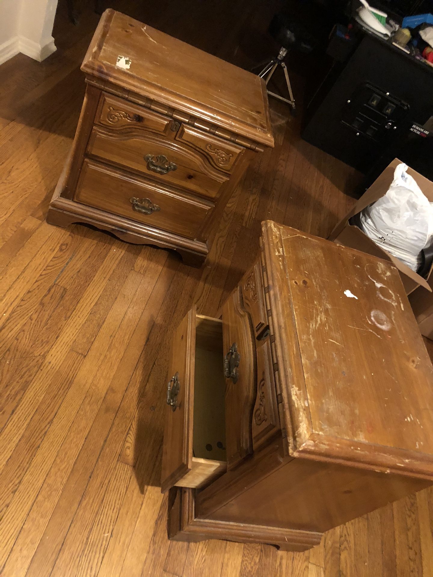 FREE 2 small dressers