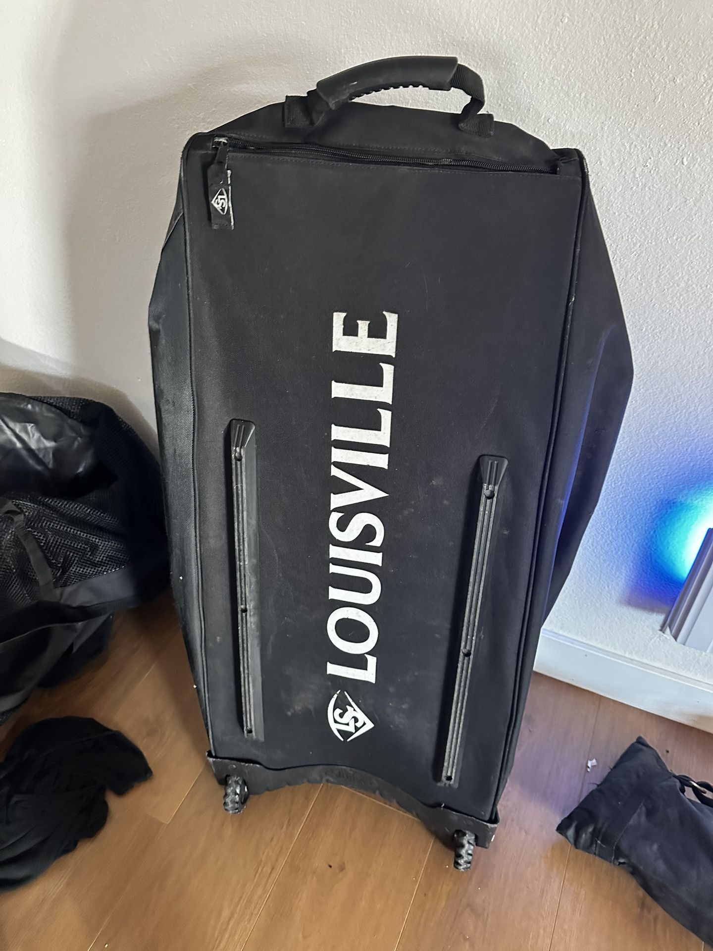 Baseball Gear Bag Rolling Duffel Louisville Softball Wrestling Equipment