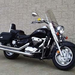 05 Suzuki Boulevard C90T 