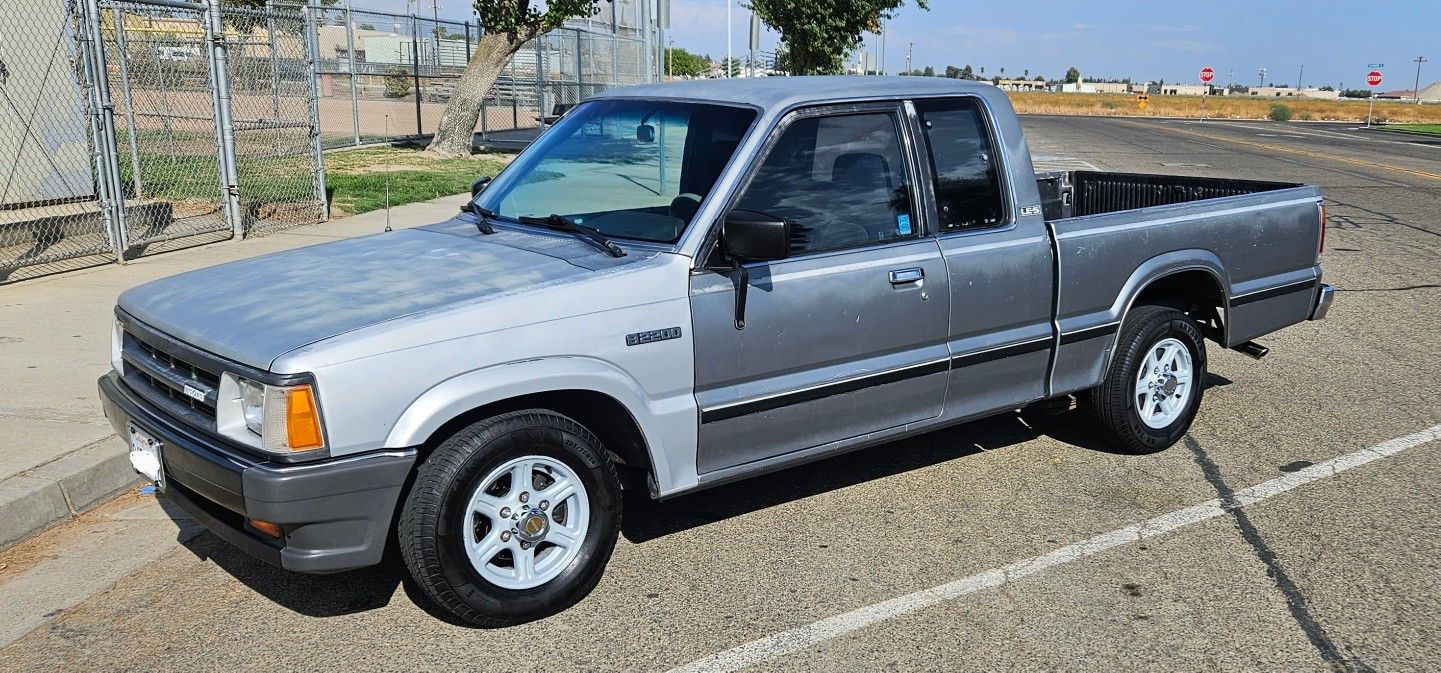 1990 Mazda B-Series Pickup