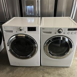 Set Kenmore Washer And LG Dryer