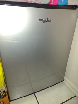 Mini Refrigerator 