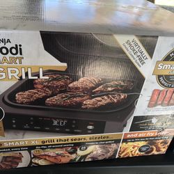 Ninja - Foodi Smart XL 6-in-1 Indoor Grill with 4-qt Air Fryer, Roast, Bake, Broil, & Dehydrate - Black