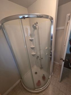 Round shower