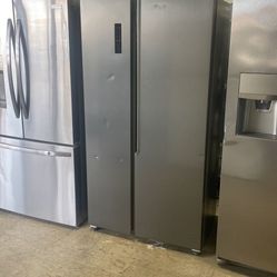 Frigidaire Side By Side Refrigerator ABE