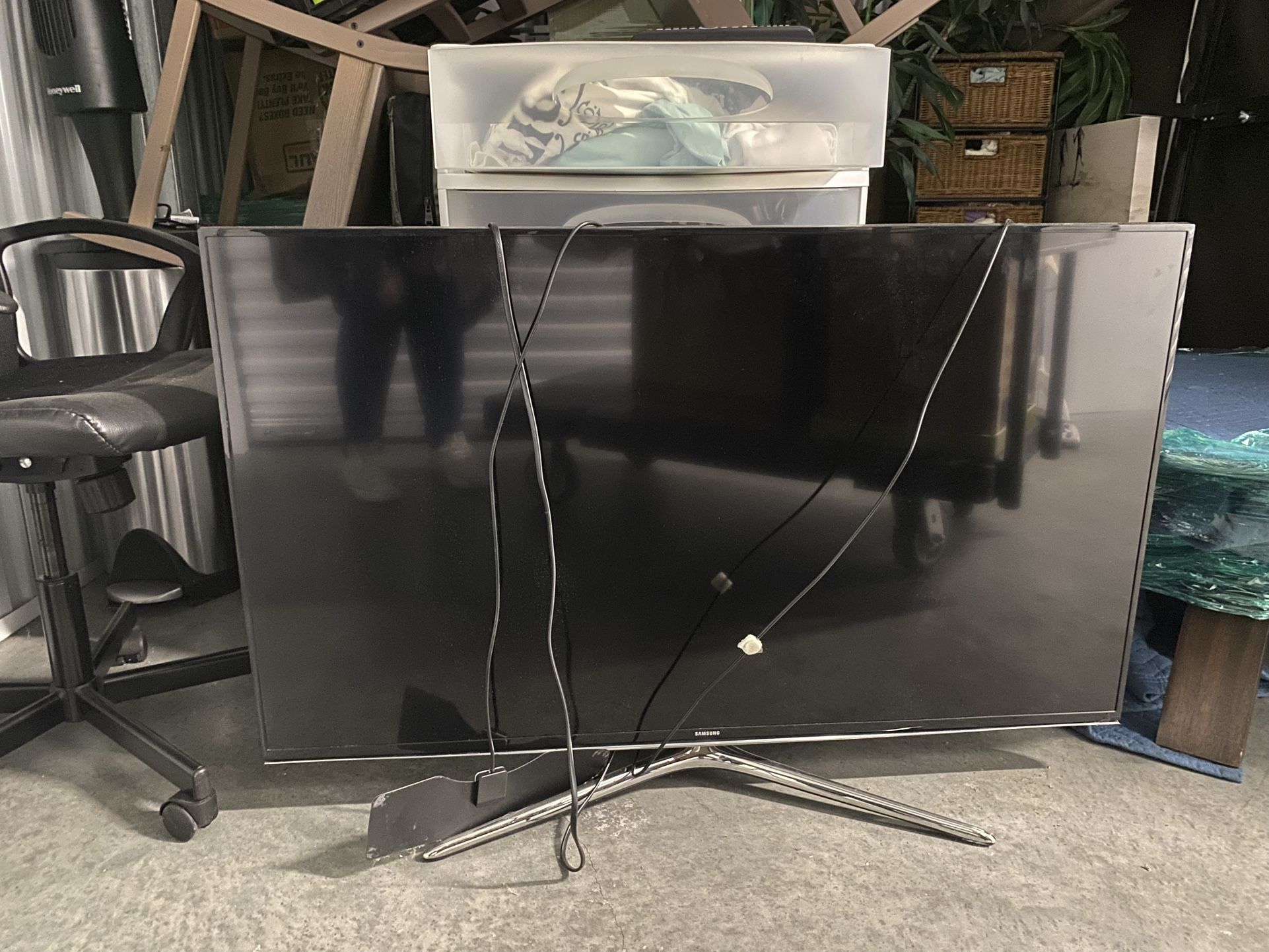 Samsung 48β Smart TV