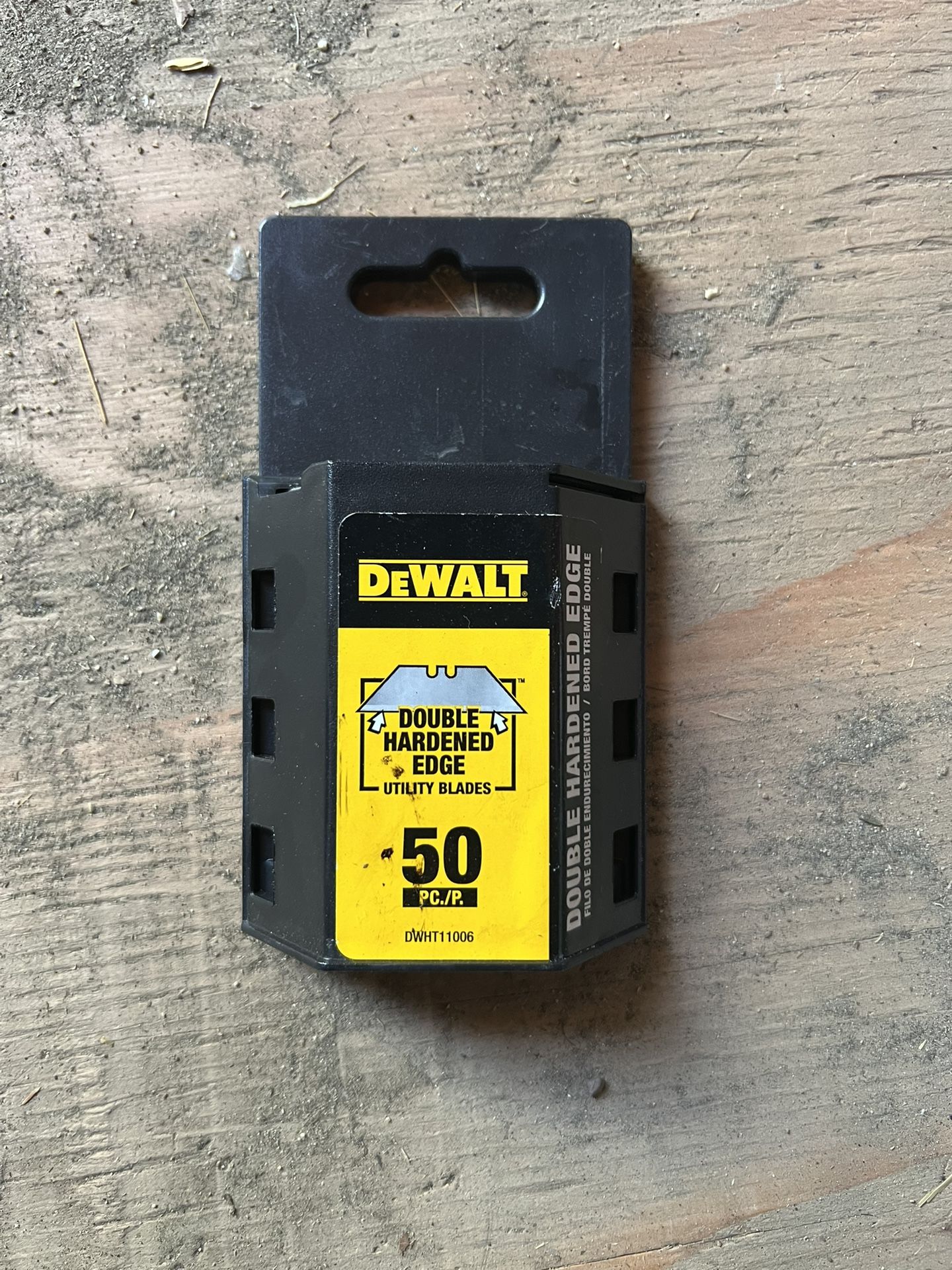 DEWALT Utility Knife Blades (50-Pack)