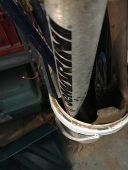 Various baseball bats including Easton - 20 each.