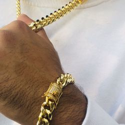 Men’s Miami Cuban chain necklace and Bracelet