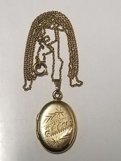 14kt Gold Locket Necklace