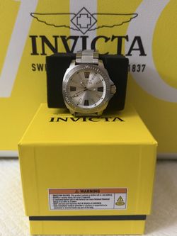 Invicta Speedway Men’s Watch Quartz 46mm
