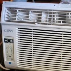 Air Conditioner, 12000 BTU