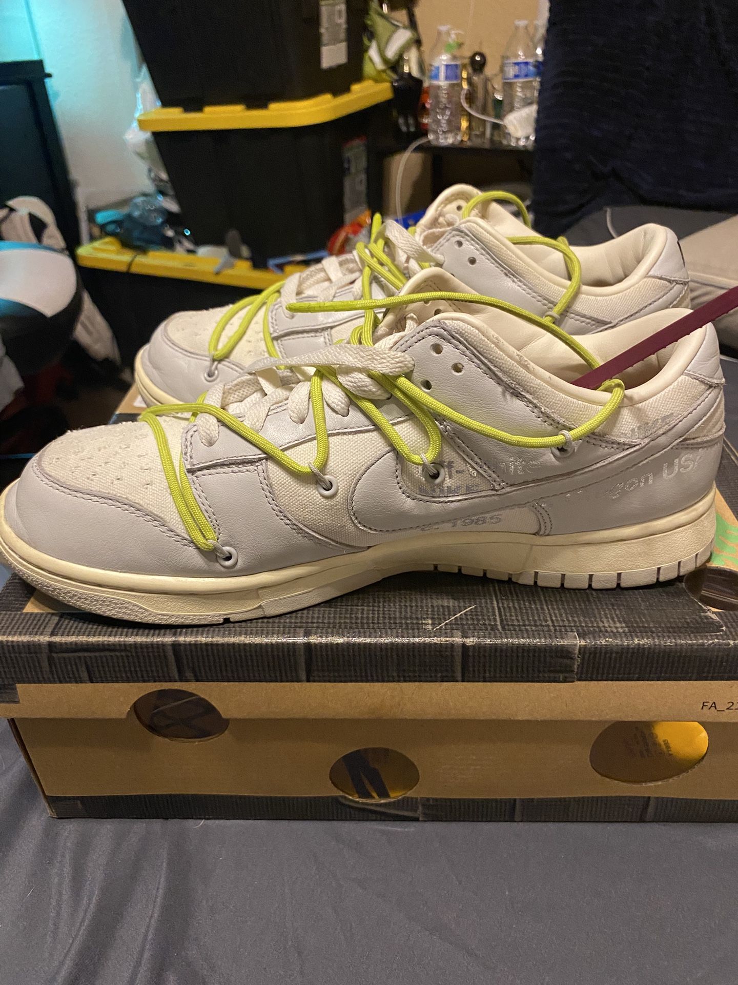 Off White Dunks Lot 8