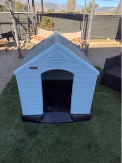 Dog house