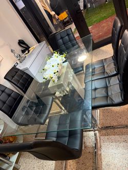 Juego de Comedor Moderno de Vidrio – 6 Sillas – Excelente Est