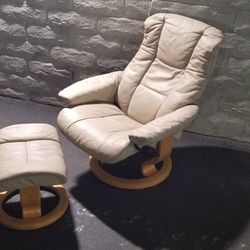 Ekornes Stressless Recliner and Ottoman - ForTrade
